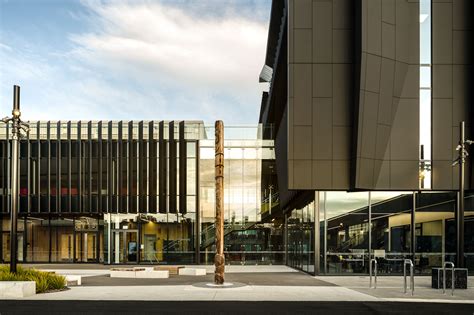 UoW - Tauranga Campus • Lightforge Architecture Photography