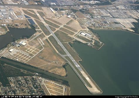 Knbe Airport Airport Overview Tim Perkins Jetphotos