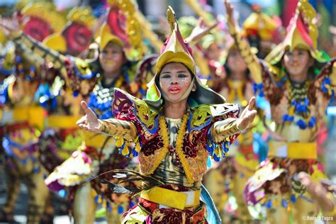 Sinulog Festival 2013 Viva Pit Senyor