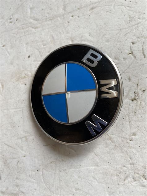 Znaczek Emblemat Logo Bmw Maska Bmw E E E E E E Mm