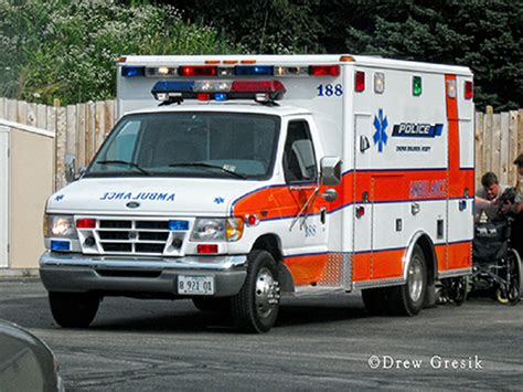 Brookfield Zoo ambulance « chicagoareafire.com