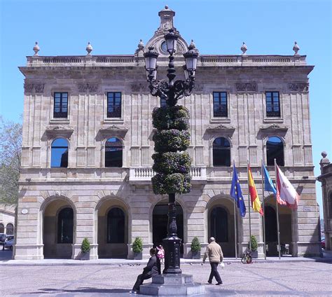 Ayuntamiento De Gijón Plaza Mayor Ayuntamiento De Gijón Y Flickr