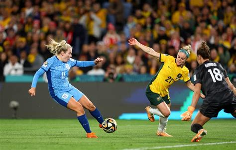 England Beat Australia To Reach Women S World Cup Final Menafn