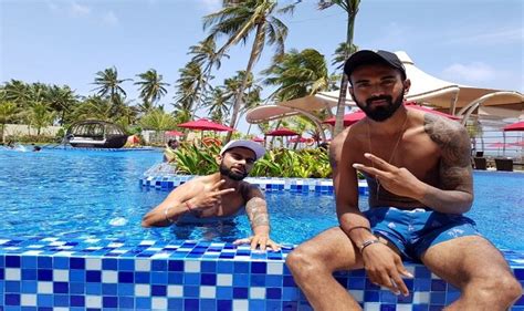 Virat Kohli Enjoys Day Off, Relaxes With KL Rahul in Swimming Pool ...