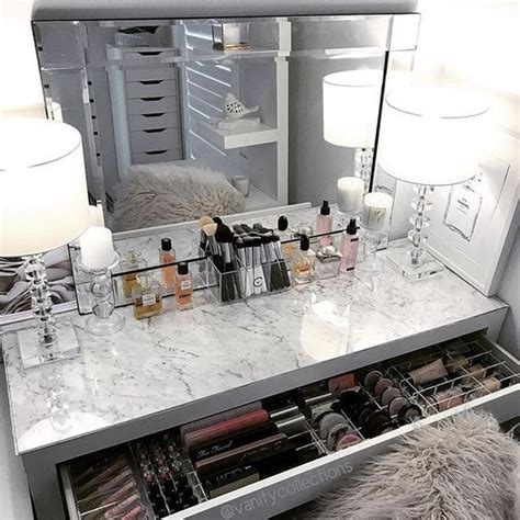 20 Best Makeup Vanities Cases For Stylish Bedroom Artofit