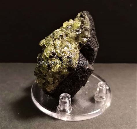 Olivine Super Mineralitum Exclusive Minerals Online Mineral Shop