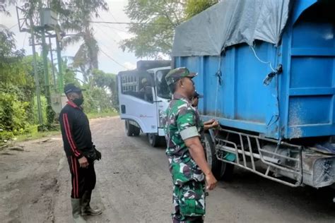 Truk Angkut Sampah Ke TPA Temesi Dicek Denpost