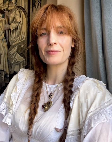 Pin By Shae Lynn Schumacher On Florence Welch Florence Welch Style