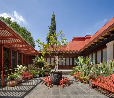 Frida Kahlo’s Casa Roja Museum Presents Another Side of the Celebrated