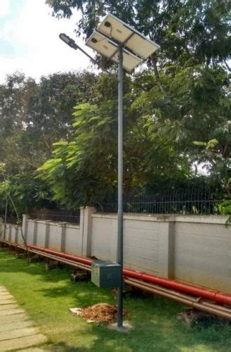 Solar Street Light Pole at ₹ 4000 | Solar Street Light Pole in Noida ...