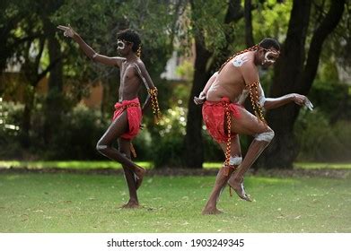 Traditional Australian Aboriginal Clothing