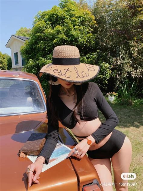 Tổng hợp mẫu bikini đi biển đẹp siêu xinh chẳng lo đụng hàng SURIA LINK