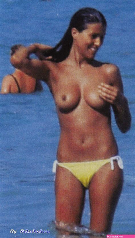 Karine Ferri Nude Leak Busty Porn Pics