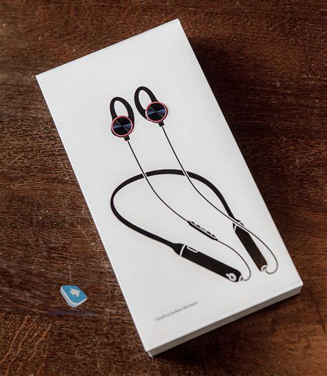 Mobile-review.com Обзор наушников OnePlus Bullets Wireless