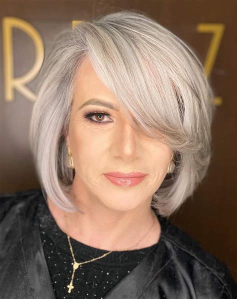 Gorgeous Hairstyles For Gray Hair To Try In