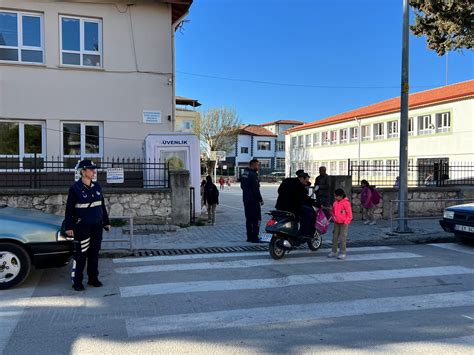 Okullar N N Nde Zab Ta Trafik Kontrol Projemizi Hayata Ge Irdik