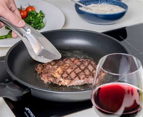 Romance In The Kitchen Sex And Dating In Singapore