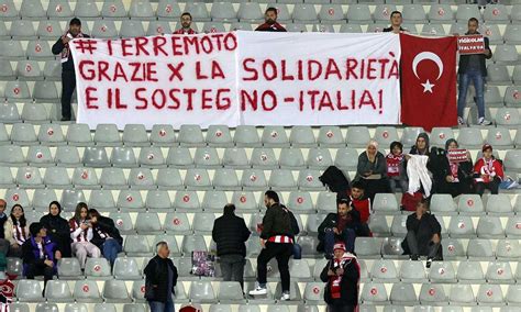 Striscione Tifosi Sivasspor Al Franchi Grazie Italia Per La