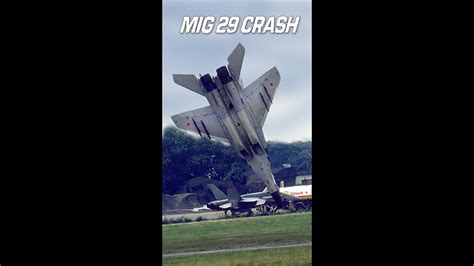 A Mig29 Fulcrum Crashes At The Paris Air Show In 1989 No Casualty