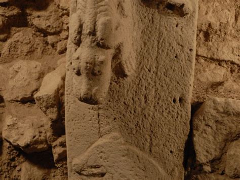 Boars in Göbekli Tepes Enclosure C just a story of hunters and prey