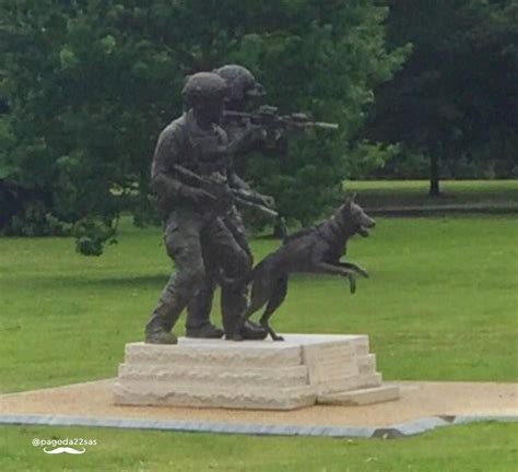 1080 X 985 Sas Statue In Hereford Sas Special Forces Statue