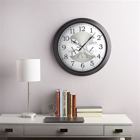 The Always Accurate Calendar Wall Clock - Hammacher Schlemmer