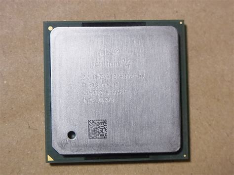 【目立った傷や汚れなし】 Intel Pentium4 2 20ghz、fsb 400 2 2ghz 512 400 1 5v Sl5ys Northwood Socket478