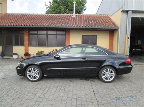 Mercedes Benz Classe CLK 220 CDI AVANTGARDE Desportivo Coupé A