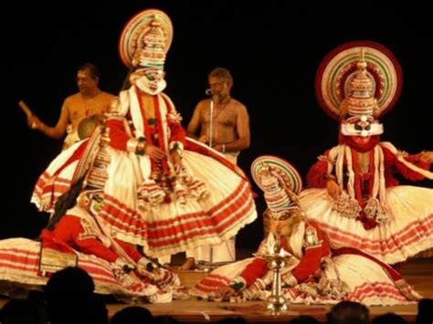 File:Kathakali Dance.jpg - Wikitravel Shared