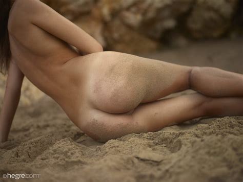 Amateur Girl Karina Nude Beach 49 10000px Porn Pic