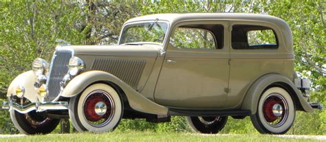 1934 Ford Model 40 | Volo Museum