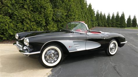 1960 Chevrolet Corvette Convertible for Sale at Auction - Mecum Auctions