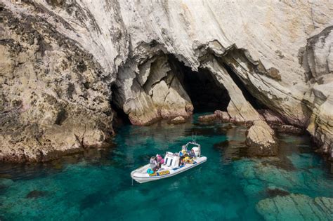 Cathedral Cove Boat Trips Whitianga tours with Cave Cruzer