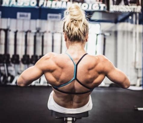 25 Photos That Prove Katrin Davidsdottir Is The Fittest Woman On Earth