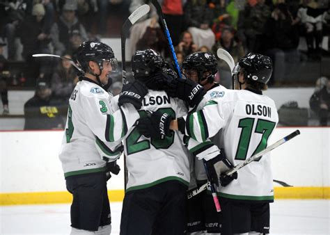 Hockey: Alexandria Blizzard defeat defending Fraser Cup champs ...