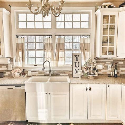 Farmhouse Kitchen Curtains and Décor Ideas - Soul & Lane