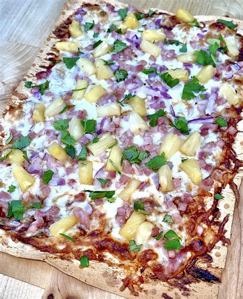 Hawaiian BBQ Pizza - Diana's Delish Dishes