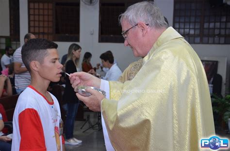 17 Adolescentes Recebem O Sacramento Da Crisma Durante Solenidade Da