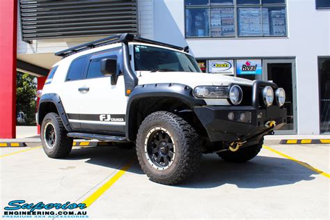 Toyota Fj Cruiser Wagon White 107075 Superior Customer Vehicles