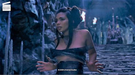 The Scorpion King Rise Of A Warrior The Goddess Astarte Vs Layla Scene Hd Clip Youtube