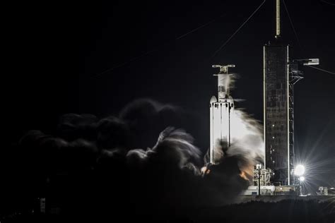 Watch SpaceX's Falcon Heavy launch for 1st time since 2019 on Nov. 1 ...