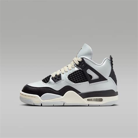 Jordan 4. Nike JP