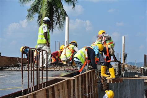 Skk Konstruksi Pelaksana Lapangan Pekerjaan Bangunan Pengaman Pantai