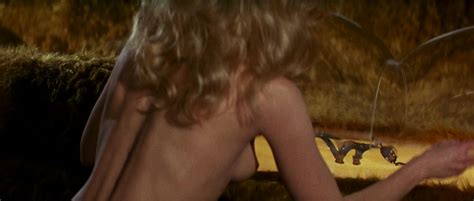 Jane Fonda Nue Dans Barbarella