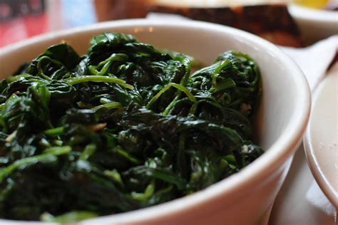 Stir Fried Spinach With Garlic Recipe