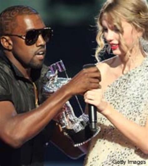 Kanye West Crashes Taylor Swift’s VMA Acceptance Speech