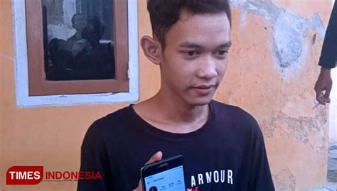 Ini Keseharian Pemuda Asal Cirebon Yang Dituduh Sebagai Hacker Bjorka