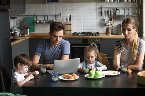 C Mo El Uso Excesivo De La Tecnolog A Afecta La Relaci N Padre E Hijos