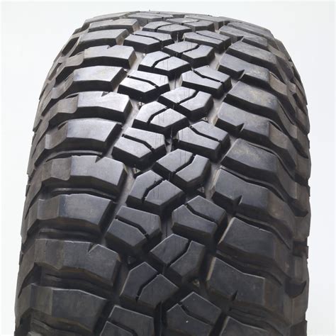 Used Lt X R Bfgoodrich Mud Terrain T A Km Q C Utires