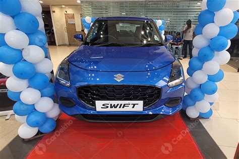 Maruti Swift Vxi Variant Detailed In Images Cardekho